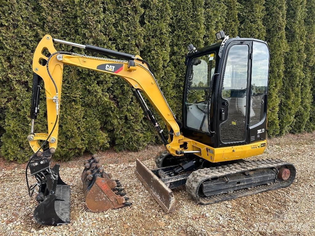 CAT 302.7 D CR Minibagger < 7t