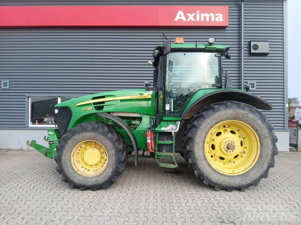 John Deere 7730 AP Traktoren