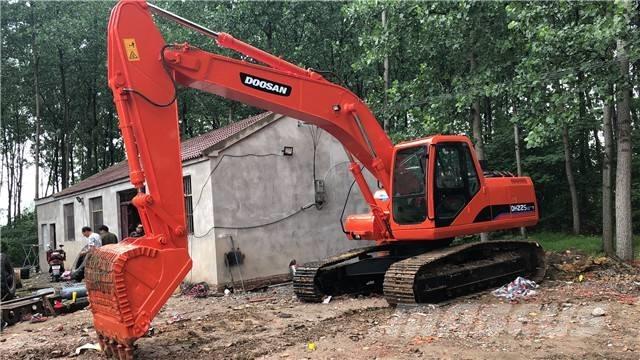 Doosan DH225LC-7 Raupenbagger