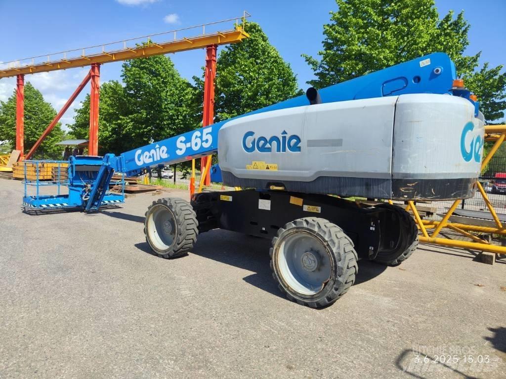 Genie S 65 Gelenkteleskoparbeitsbühnen