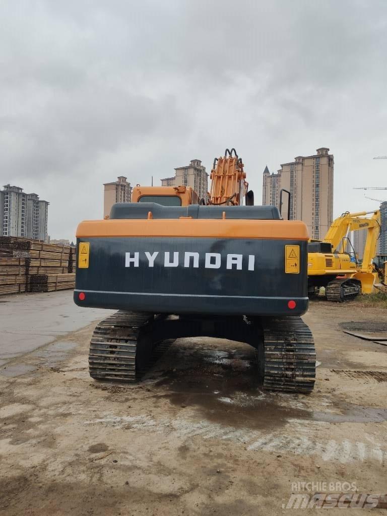 Hyundai R220LC-9S Raupenbagger