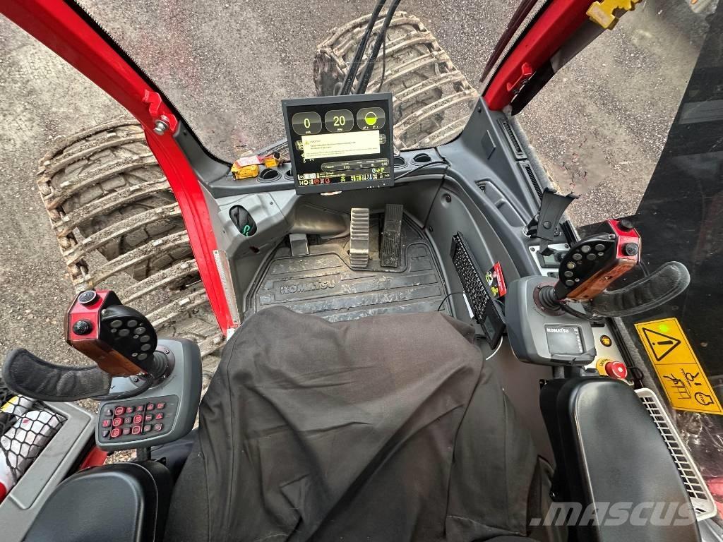 Komatsu 911 Harvester