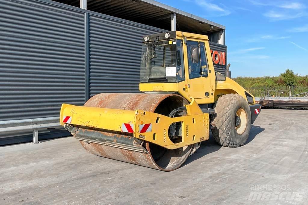 Bomag BW 213 DH-4 Walzenzüge