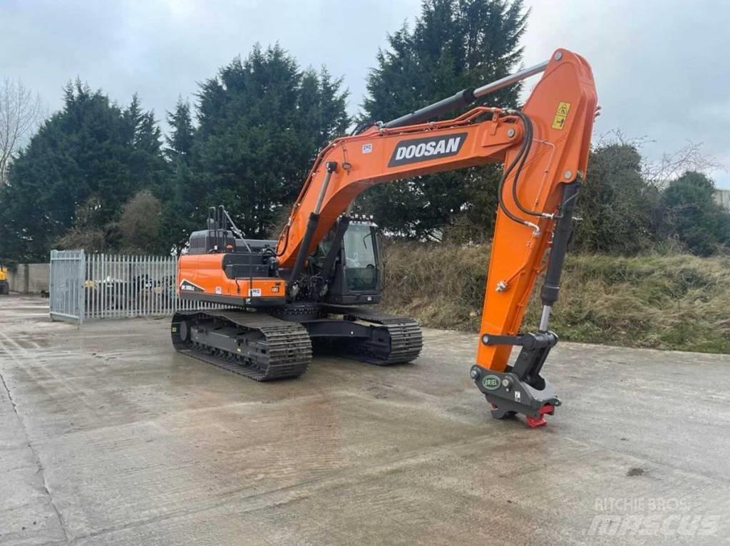 Doosan Dx300LC-7 Raupenbagger