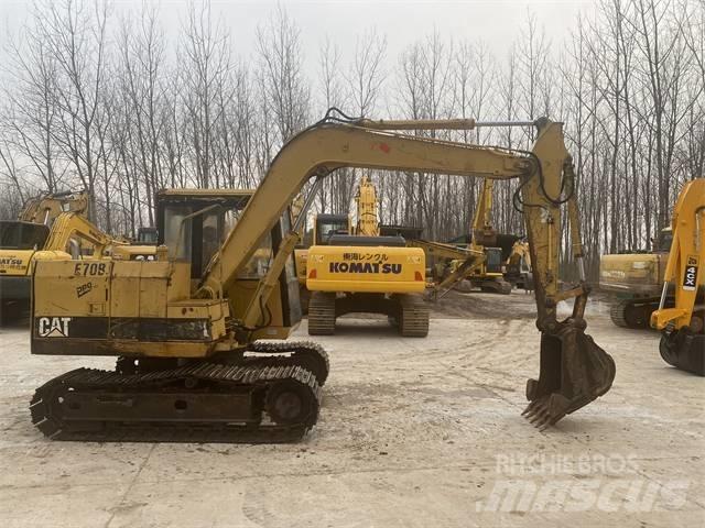 CAT E70B Raupenbagger