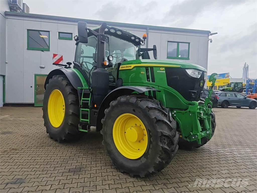 John Deere 6R 250 Traktoren