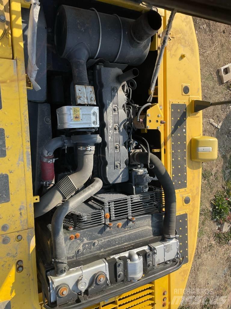 Komatsu 210 Raupenbagger