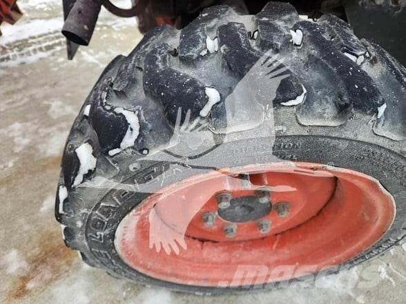 Kubota B26 Baggerlader