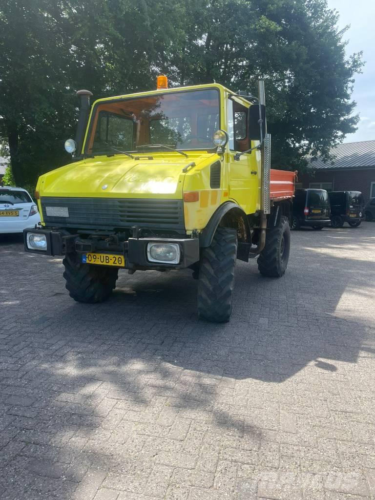 Unimog U1000 424 Traktoren
