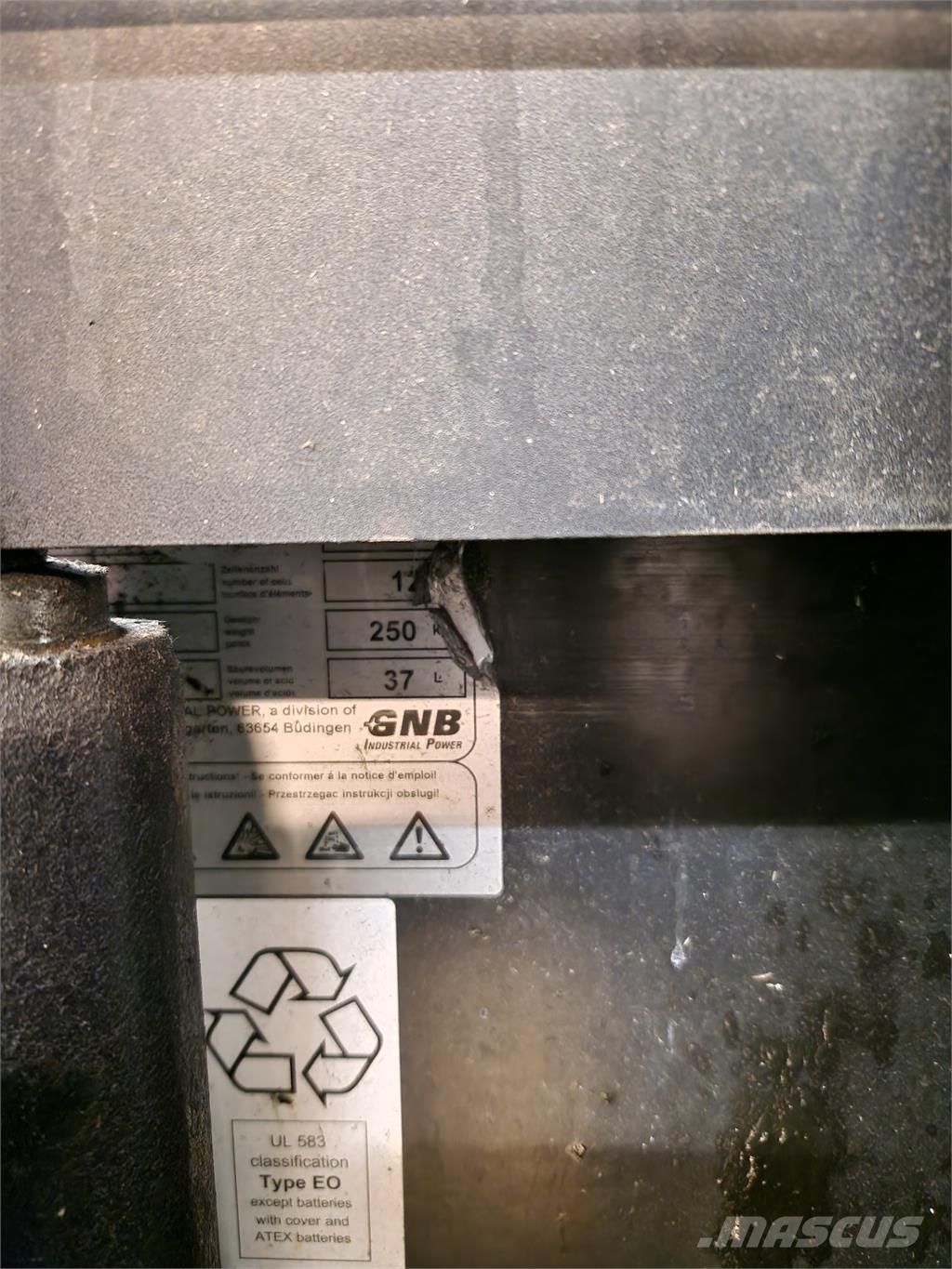 Toyota SPE120L Zelfrijdende stapelaars