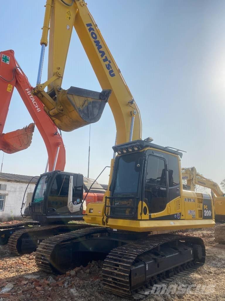 Komatsu PC 200-8 Raupenbagger