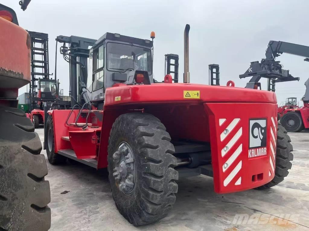 Kalmar DCF 300-12 Diesel heftrucks