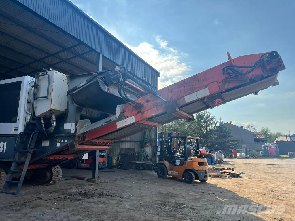 Sandvik QJ 241 Mobile Brecher