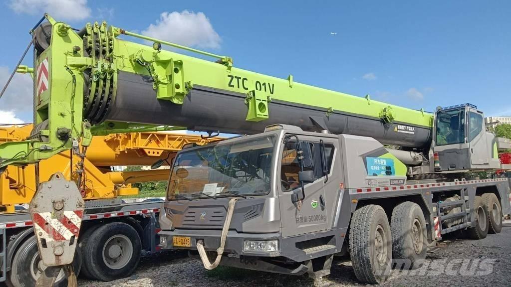 Zoomlion ZTC800 Kranen voor alle terreinen