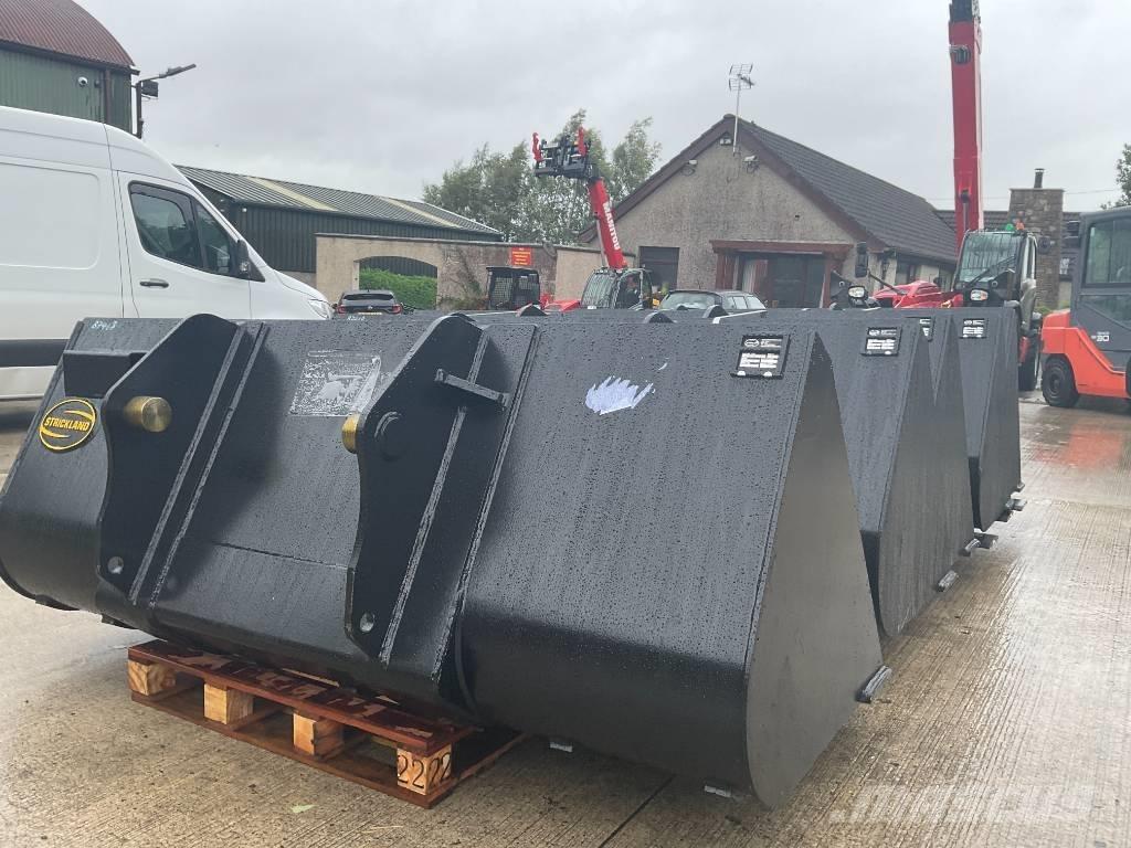 Manitou 1 CM Bucket Teleskoplader