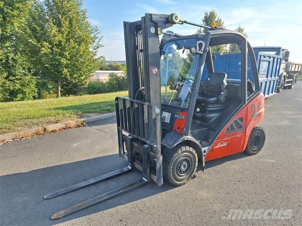 Linde H25T-01 Sonstige Baumaschinen