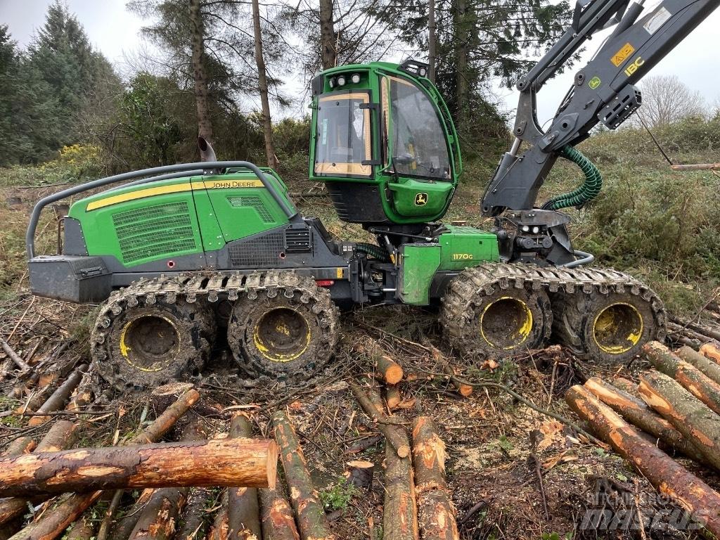John Deere 1170G 8WD Harvester