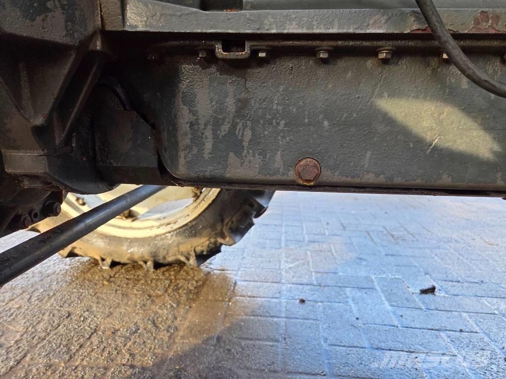 Renault 68-14RS Traktoren