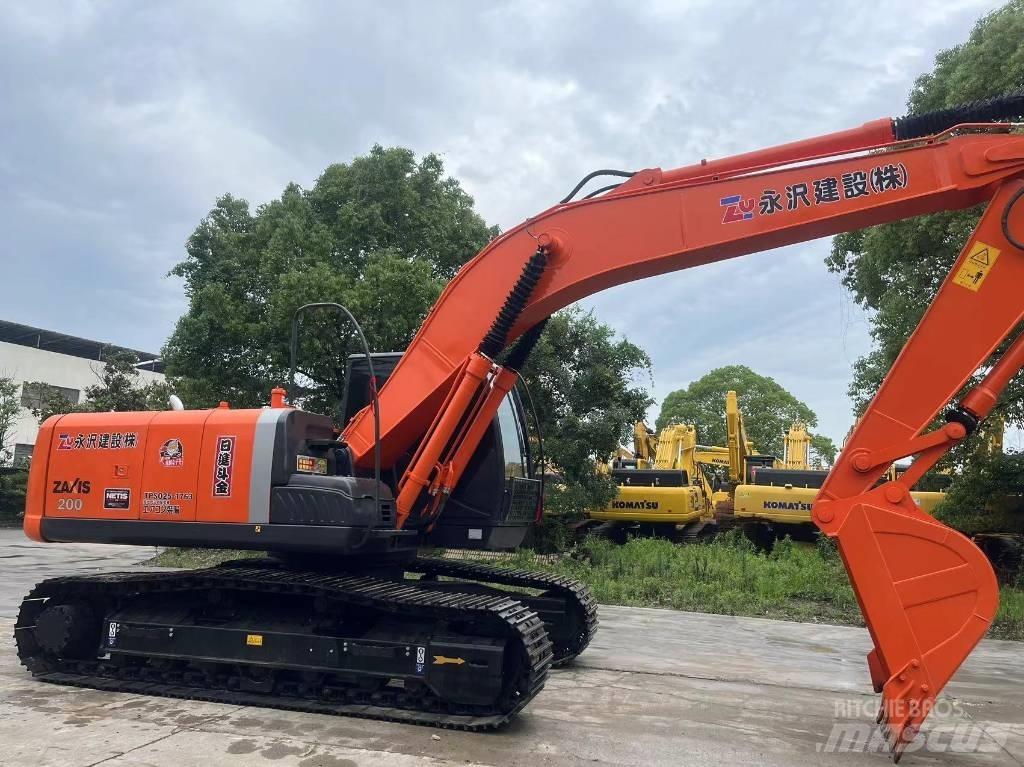 Hitachi ZX 200 Raupenbagger