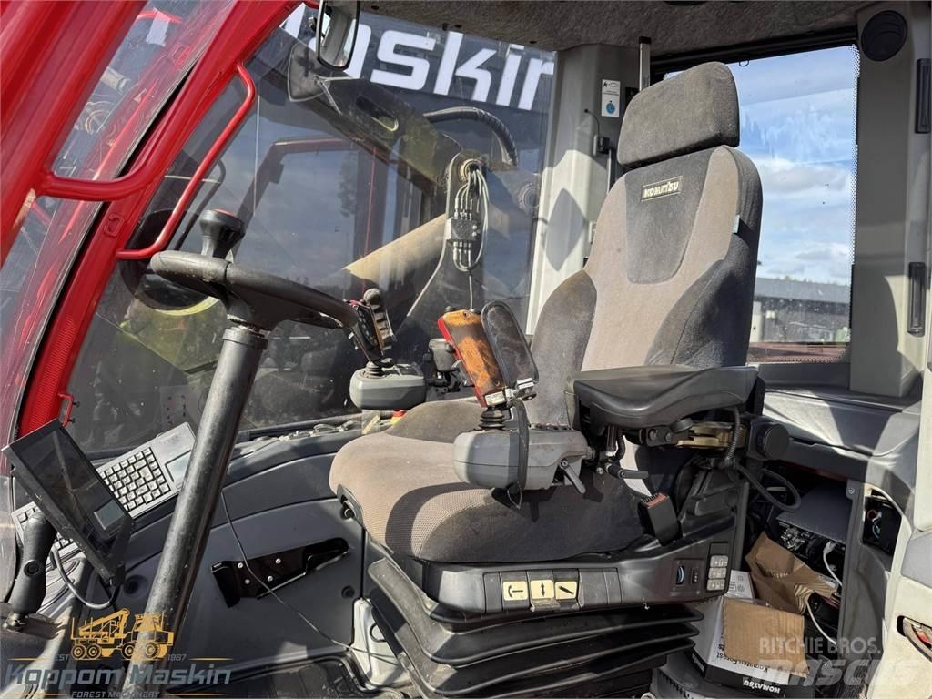 Komatsu 931XC Harvester