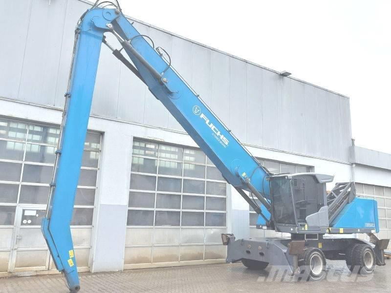 Fuchs MHL 350 F Materialumschlag