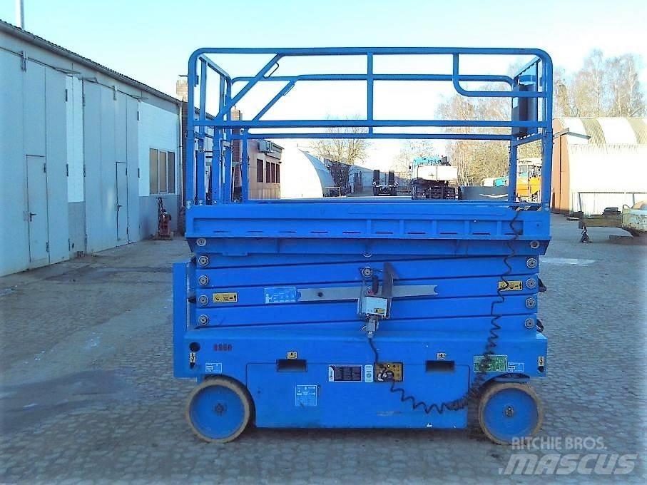 Airo X 12 EW Scheren-Arbeitsbühnen