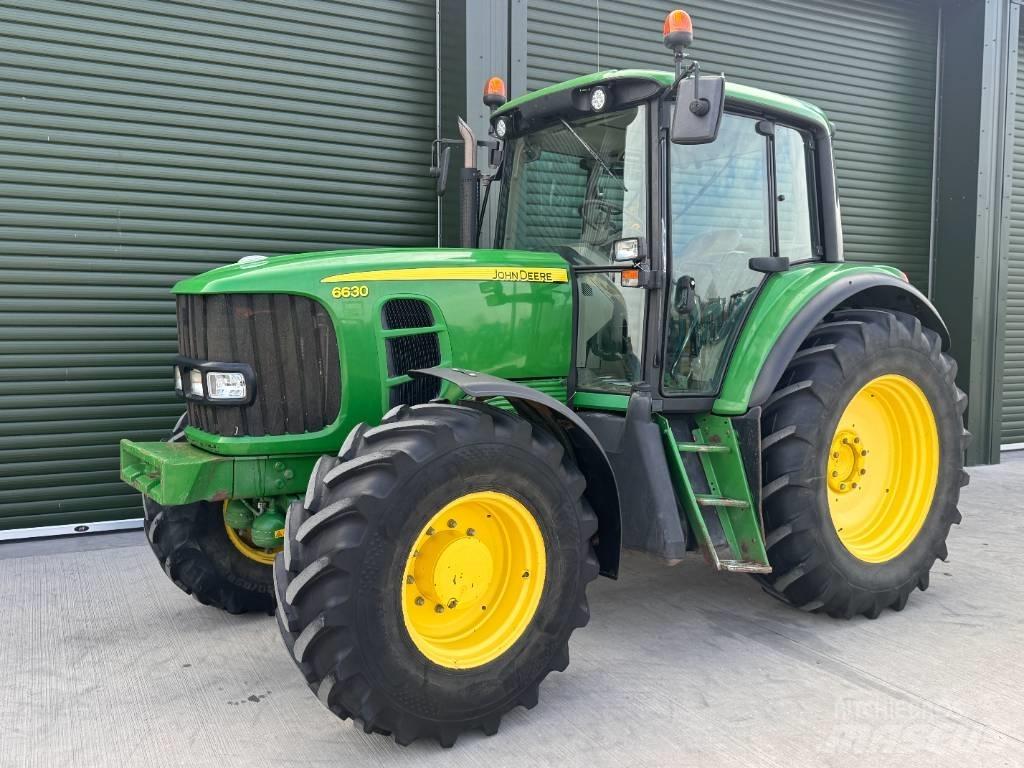 John Deere 6630 Traktoren