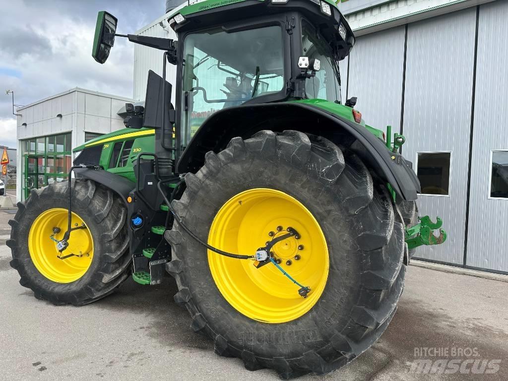 John Deere 7R 330 Traktoren
