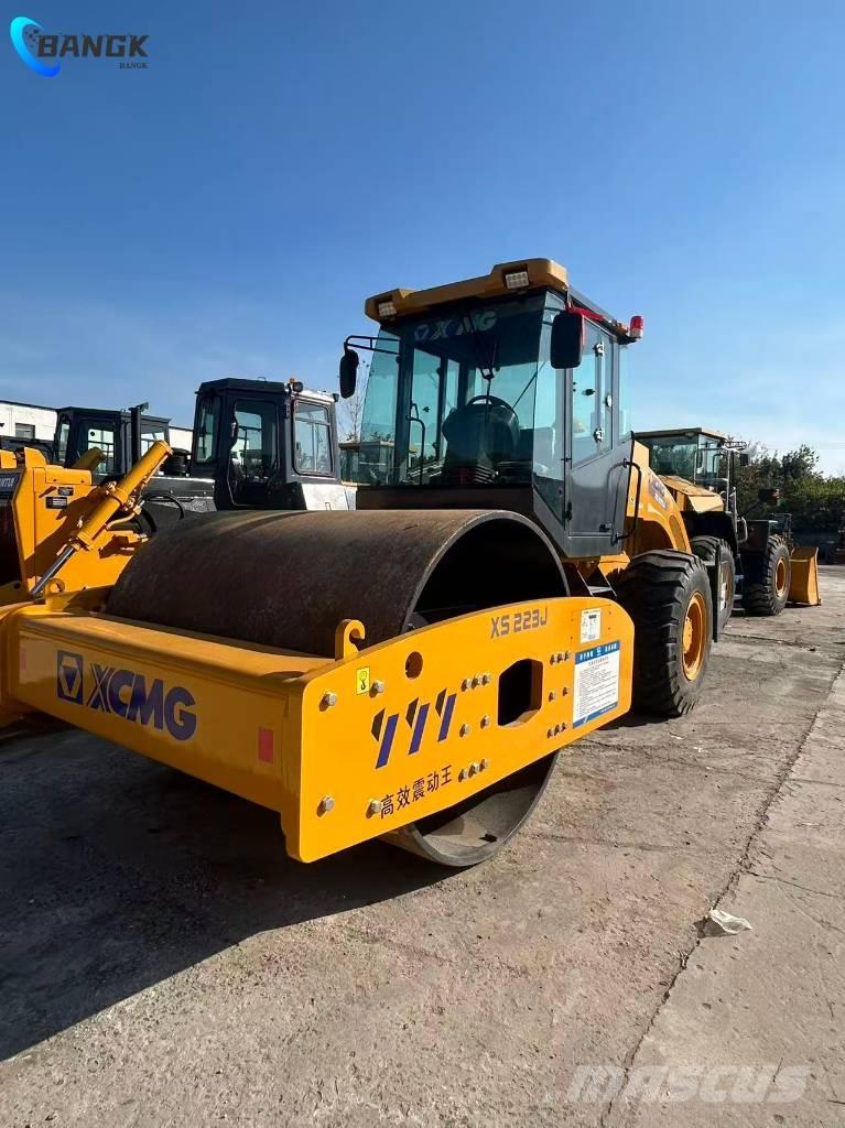 XCMG XS 223 J Walzenzüge