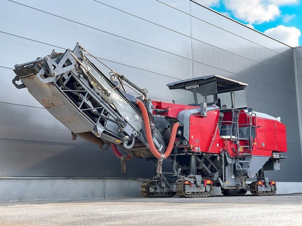 Wirtgen W 200 I Asphaltfräsen