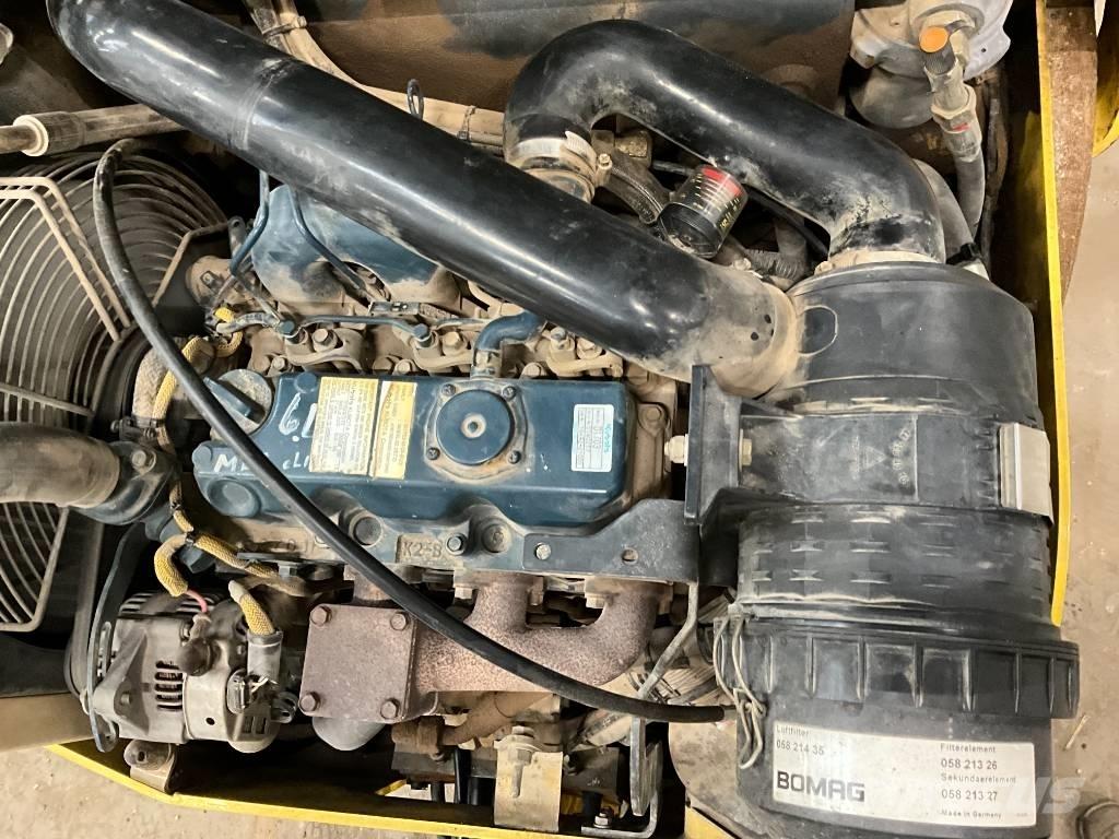 Bomag BW 120 AD-4 Tandemwalzen