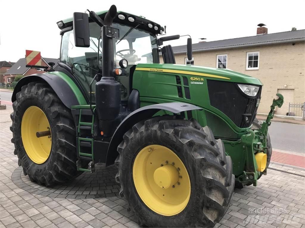 John Deere 6250R Traktoren