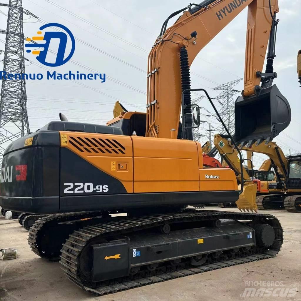 Hyundai R220LC-9S Raupenbagger