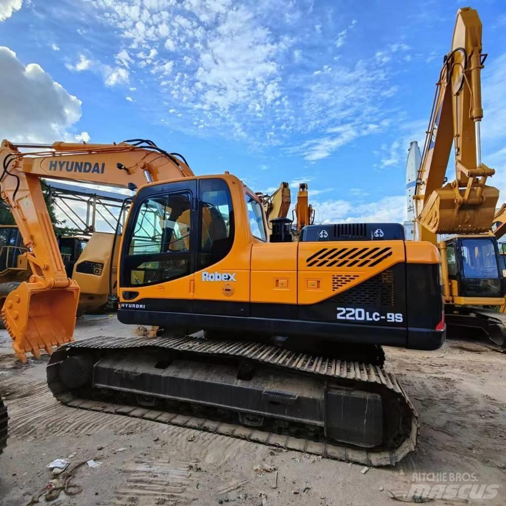Hyundai 220-9s Raupenbagger