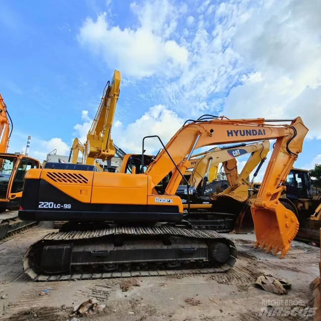 Hyundai 220-9s Raupenbagger