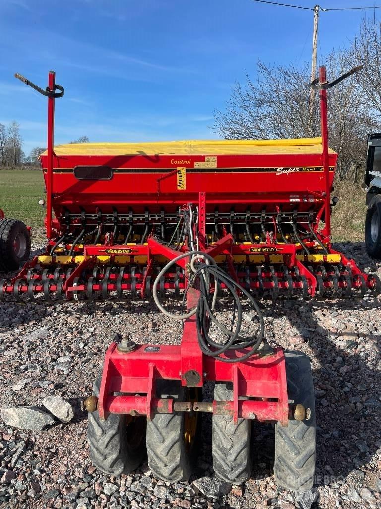 Väderstad Rapid400C Drillmaschinen