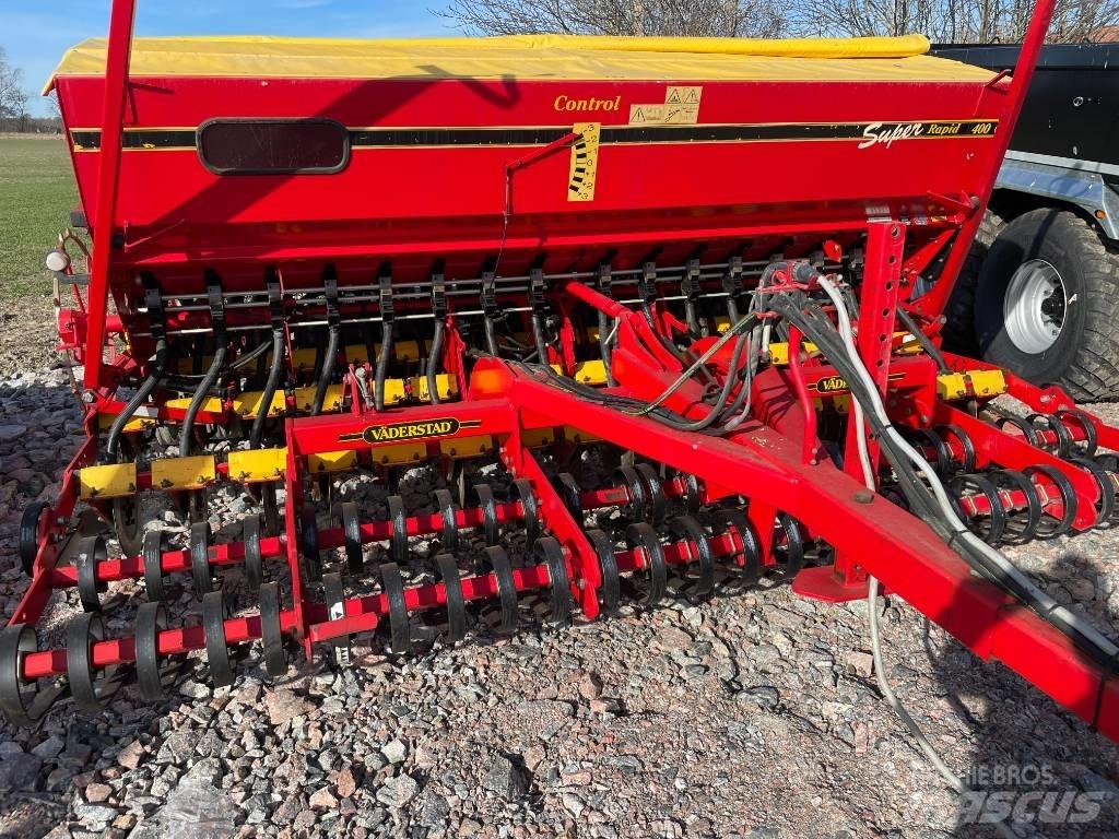 Väderstad Rapid400C Drillmaschinen