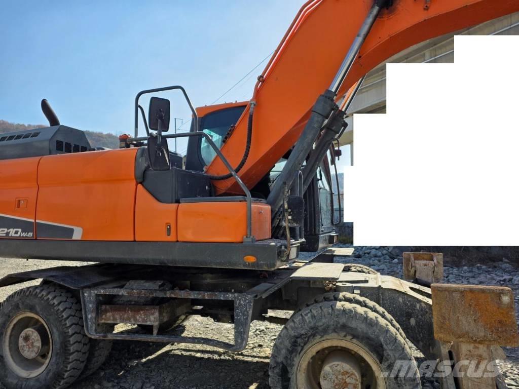 Doosan DX 210 W-5 Mobilbagger