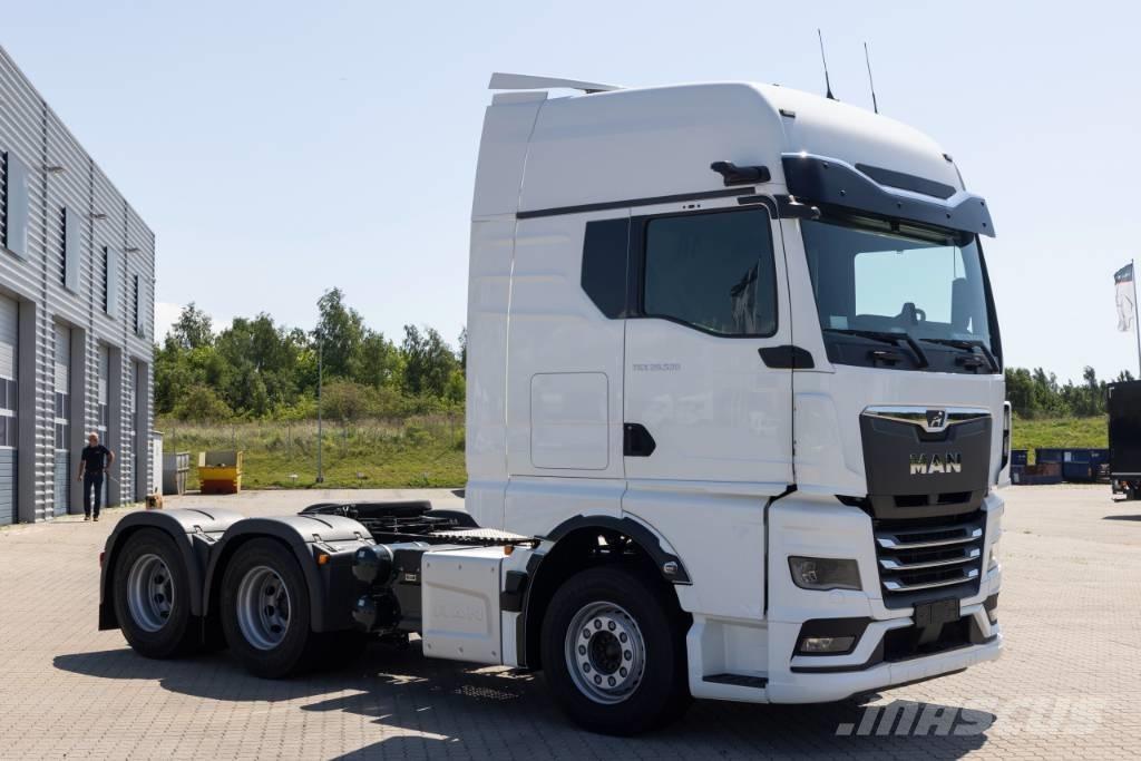 MAN TGX 28.520 6x2=2 Sattelzugmaschinen