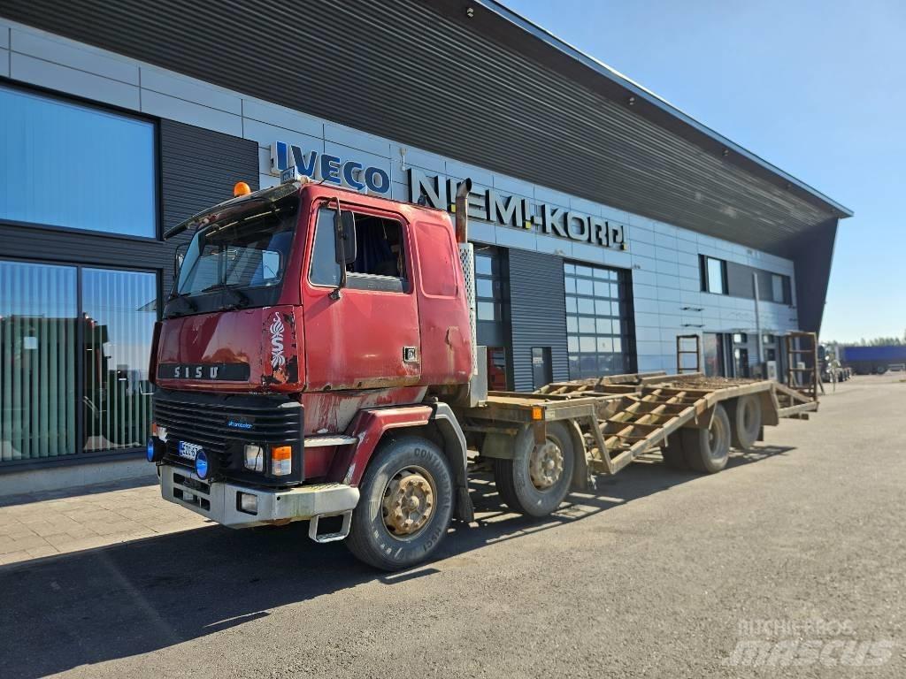 Sisu SM300 8X2 Forsttransportfahrzeuge