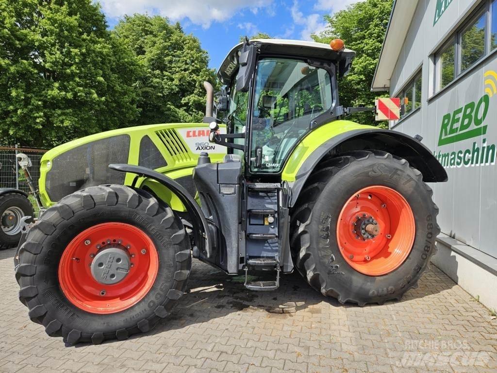 CLAAS AXION 960 Traktoren