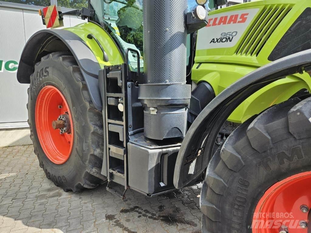 CLAAS AXION 960 Traktoren