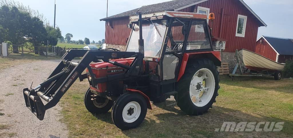 Zetor 5011 2-wd Traktoren