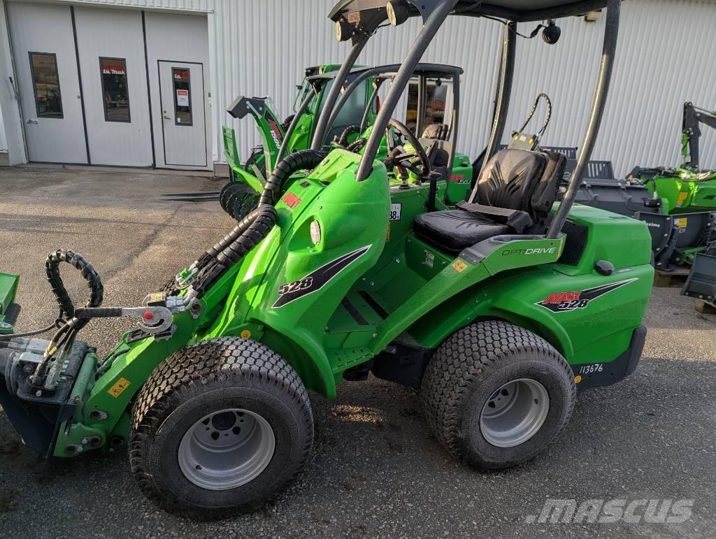 Avant 528 Kompaktlader