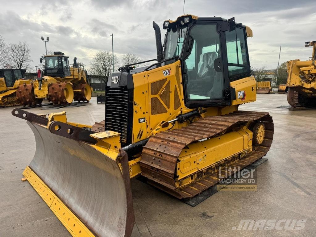 CAT D 3 LGP Bulldozer