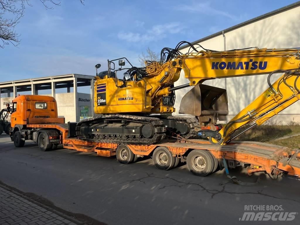 Komatsu PC228USLC-11 Raupenbagger