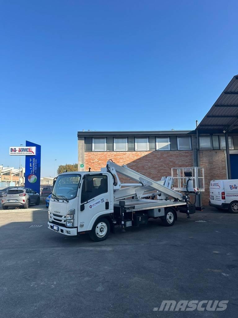 Multitel MX 200 LKW-Arbeitsbühnen