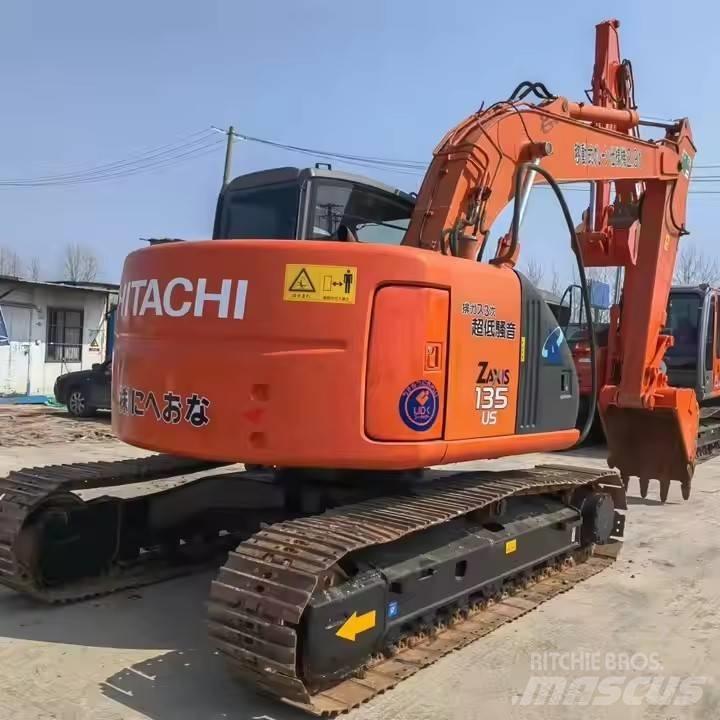 Hitachi ZX135 Raupenbagger