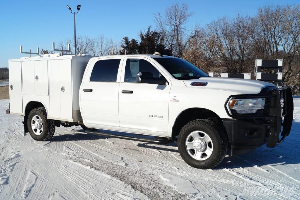 RAM 3500 TRADESMAN Pickup/Pritschenwagen