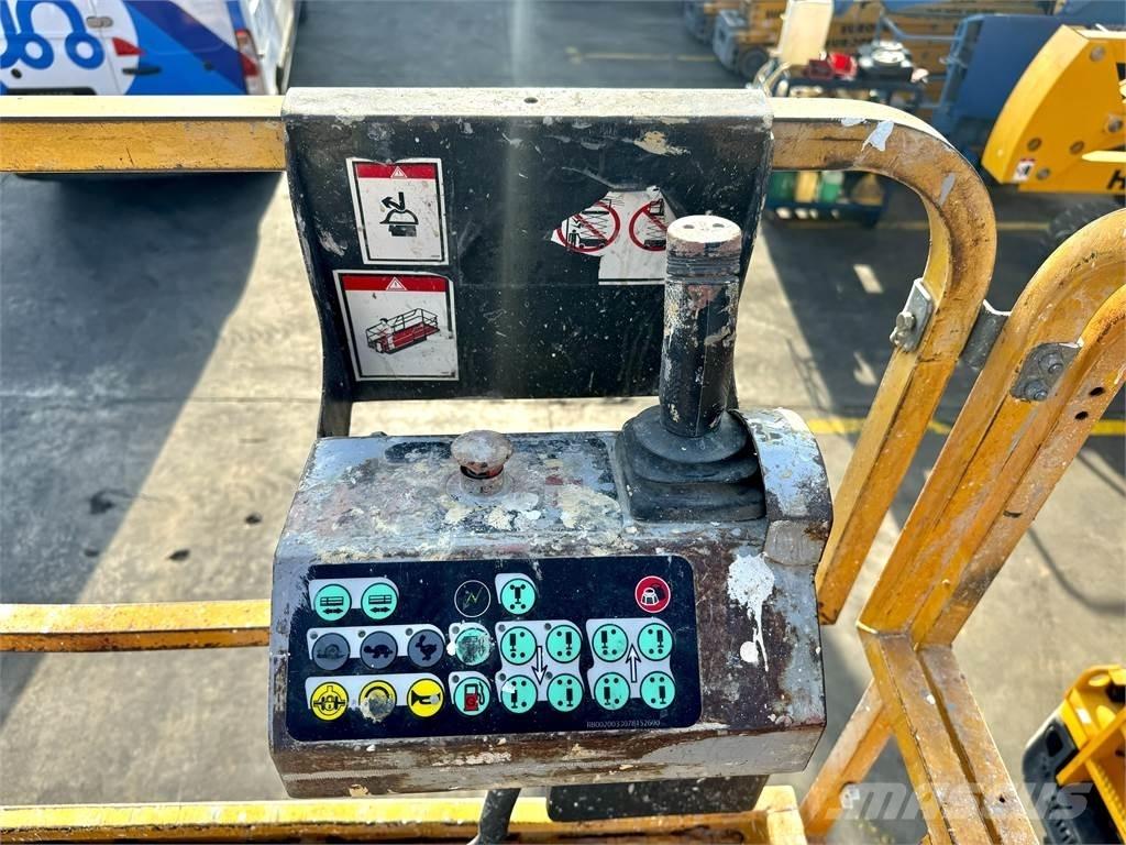 Haulotte H18SXL Scheren-Arbeitsbühnen